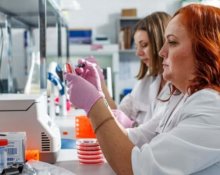 Какое значение у показателя нормы уровня гормона ТТГ в крови у женщин